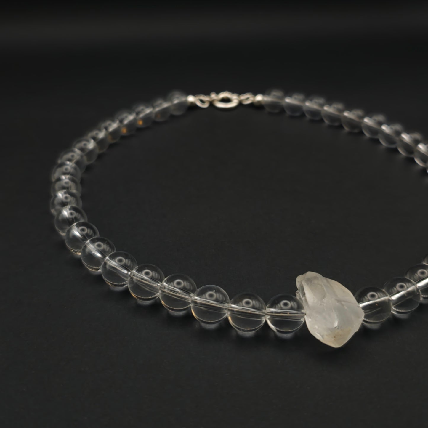 Uwazi: Crystal Quartz 10mm left