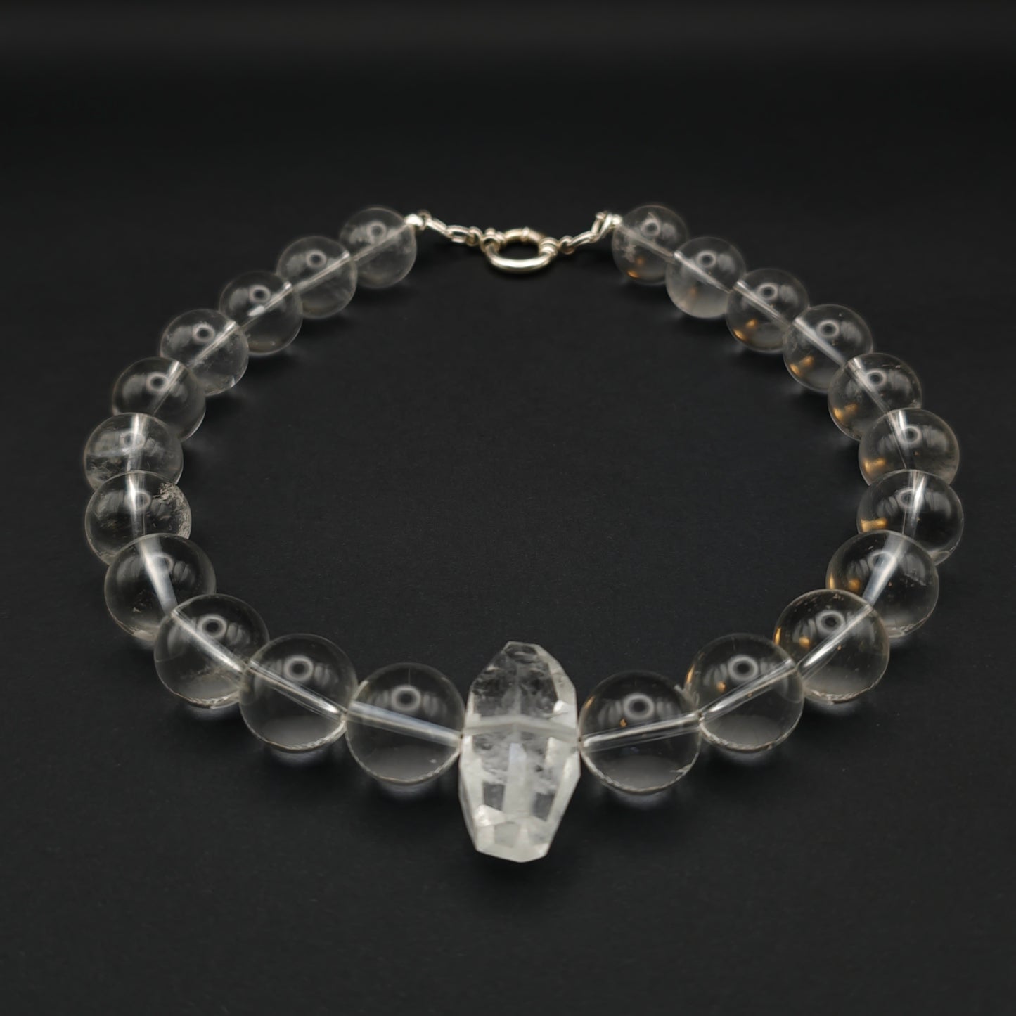Uwazi: Crystal Quartz 16mm front