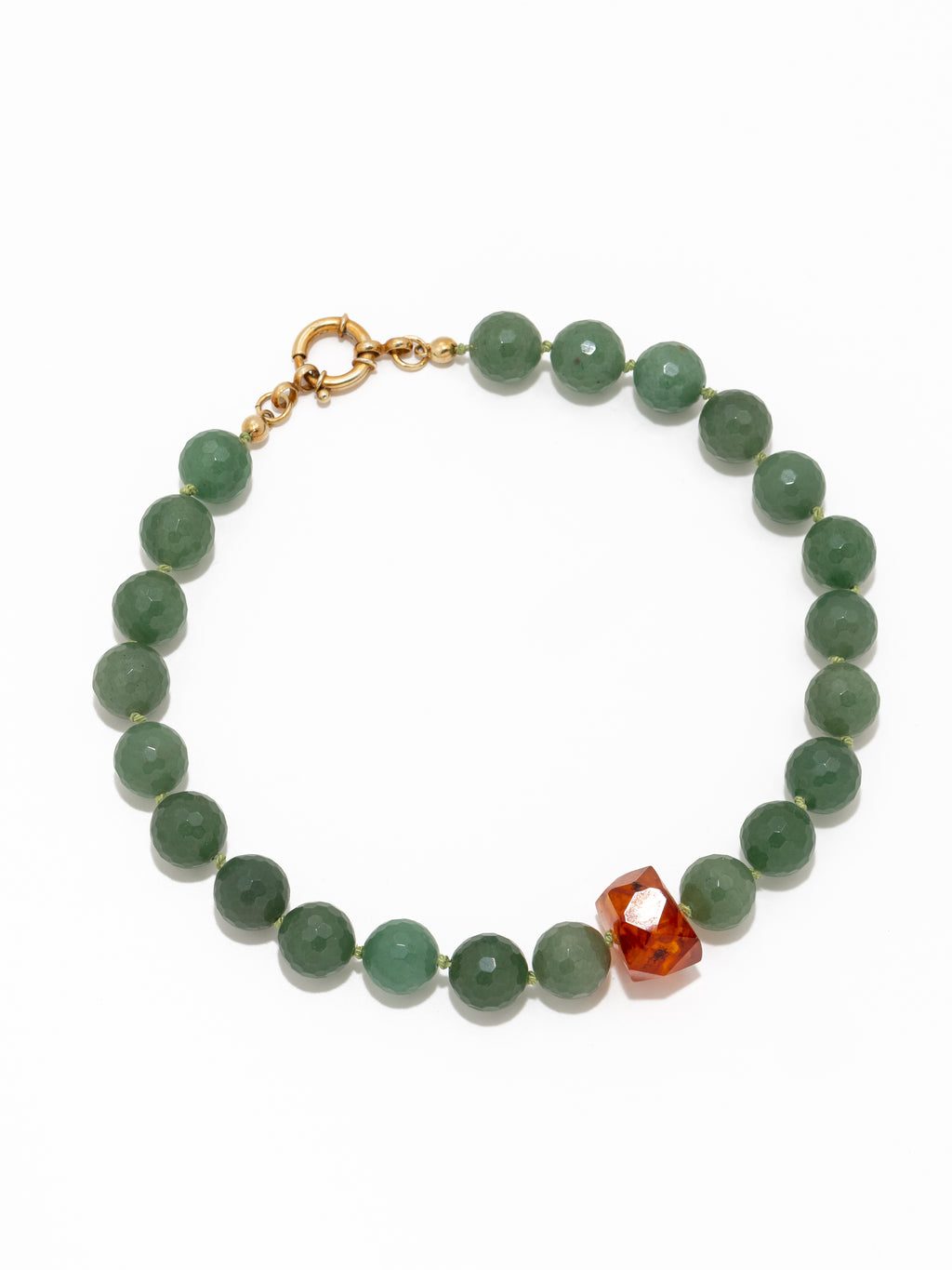 Mmea: Aventurine, Amber