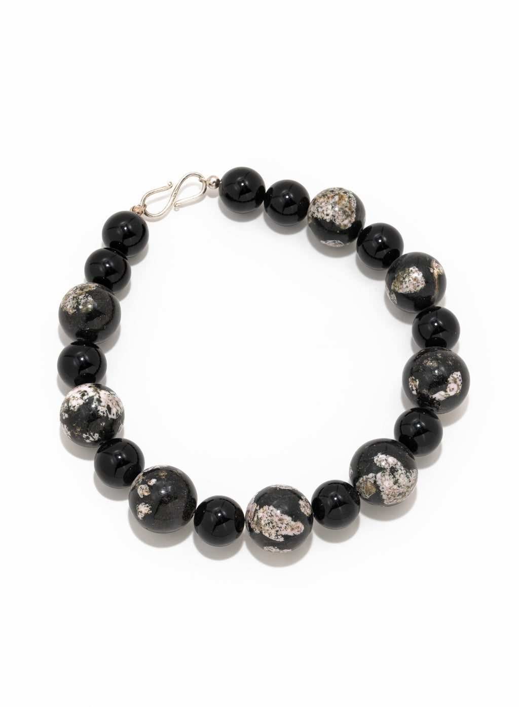 Siri Necklace: snow flakes obsidian, onyx