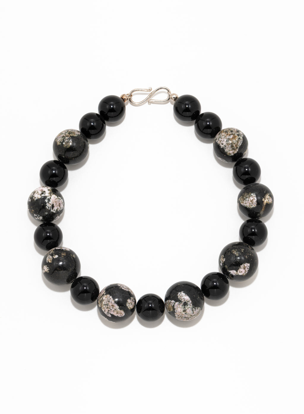 Siri Necklace: snow flakes obsidian, onyx