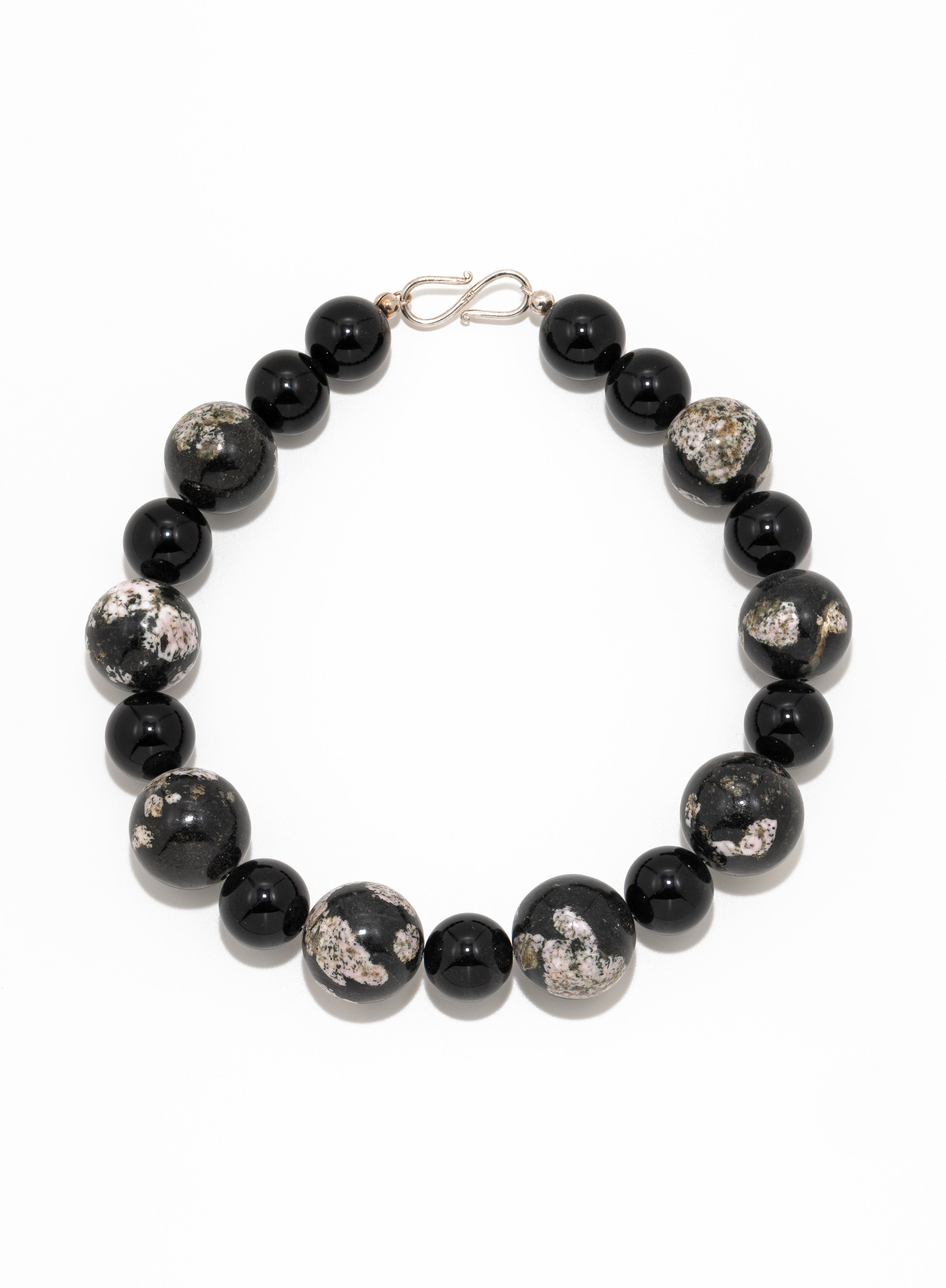 Siri Necklace: snow flakes obsidian, onyx