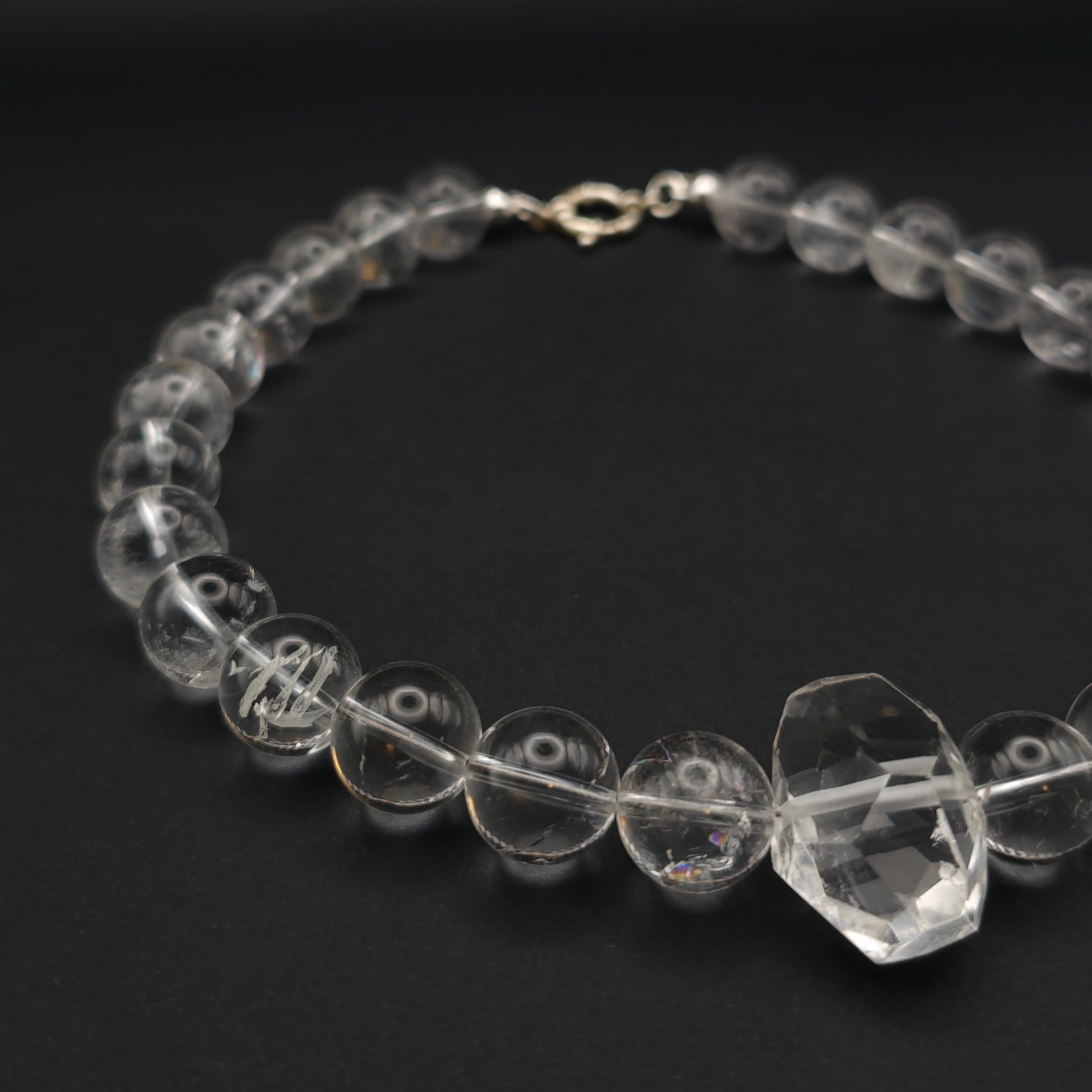 Uwazi: Crystal Quartz 14mm left